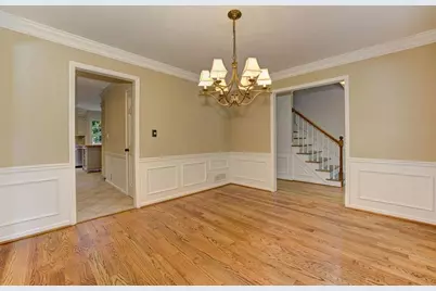 420 Sassafras Lane, Roswell, GA 30076 - Photo 9