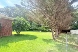 3879 Sharon Dr, Powder Springs, GA 30127 - Photo 5