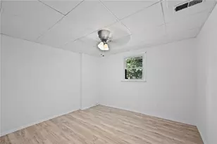 2933 E Howell Dr, Lawrenceville, GA 30044 - Photo 15