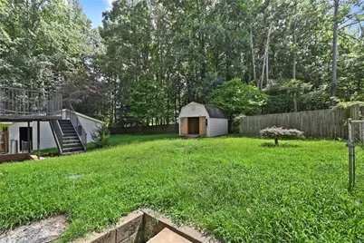 2933 E Howell Drive, Lawrenceville, GA 30044 - Photo 21