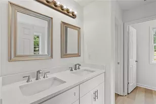 1700 Bismarck Cir, Winder, GA 30680 - Photo 13
