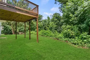 1700 Bismarck Cir, Winder, GA 30680 - Photo 29