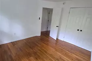2396 Clarissa Dr NW, Atlanta, GA 30318 - Photo 9