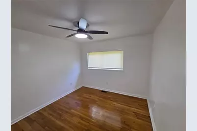 2396 Clarissa Drive NW, Atlanta, GA 30318 - Photo 5
