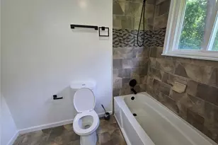 2396 Clarissa Dr NW, Atlanta, GA 30318 - Photo 11