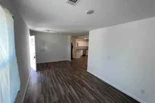 6066 Creekford Dr, Lithonia, GA 30058 - Photo 3
