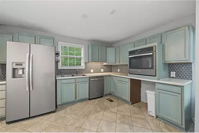 2327 Ben Hill Road, Atlanta, GA 30344 - Photo 13
