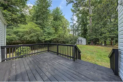 2327 Ben Hill Road, Atlanta, GA 30344 - Photo 17