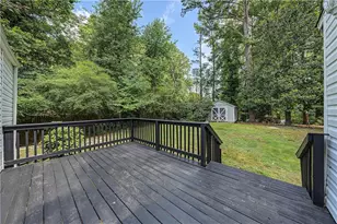 2327 Ben Hill Rd, Atlanta, GA 30344 - Photo 17