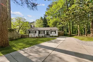 3154 Briarcliff Way, Atlanta, GA 30345 - Photo 3