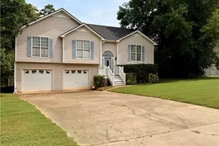304 Oliver Ct, Douglasville, GA 30134 - Photo 3