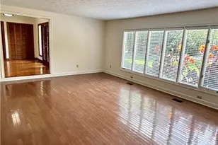 115 Nesbit Ferry Pl, Atlanta, GA 30350 - Photo 15