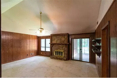 423 Dartmoor Drive NW, Marietta, GA 30064 - Photo 3