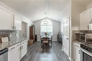 8860 Creekstone Pl, Gainesville, GA 30506 - Photo 11