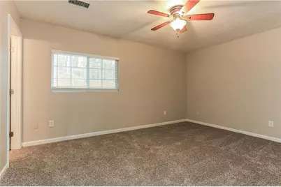 4981 Galbraith Circle, Stone Mountain, GA 30088 - Photo 11
