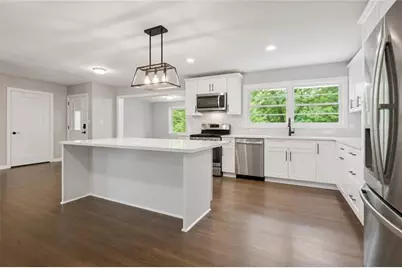 1507 Lively Ridge Road NE, Atlanta, GA 30329 - Photo 3