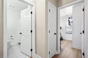 3240 Stratton Ln, Scottdale, GA 30079 - Photo 19