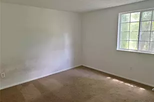 1906 Madras Ct, Lithonia, GA 30058 - Photo 17