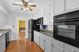 2184 Valley Creek Cir, Snellville, GA 30078 - Photo 25