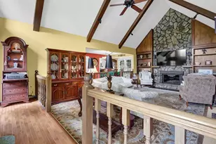 2184 Valley Creek Cir, Snellville, GA 30078 - Photo 7