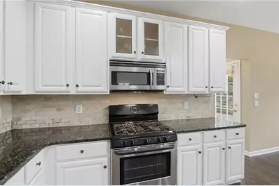 305 Bloomfield Court, Roswell, GA 30075 - Photo 15