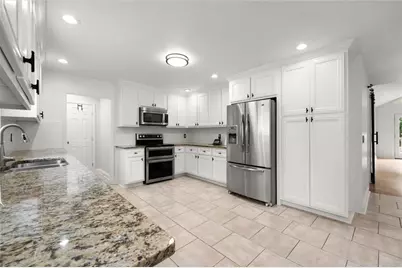 560 Saddle Creek Circle, Roswell, GA 30076 - Photo 13