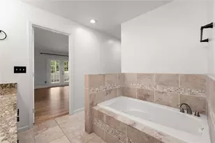560 Saddle Creek Cir, Roswell, GA 30076 - Photo 25