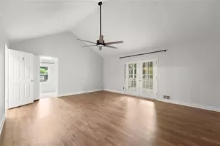 560 Saddle Creek Cir, Roswell, GA 30076 - Photo 21
