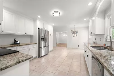 560 Saddle Creek Circle, Roswell, GA 30076 - Photo 15