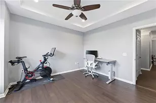 3334 Peachtree Rd NE, Atlanta, GA 30326 - Photo 17
