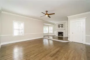 565 River Chase Point, Atlanta, GA 30328 - Photo 11