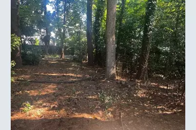 564 Wimbledon Road NE, Atlanta, GA 30324 - Photo 17