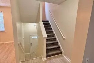 231 Village Square Dr, Woodstock, GA 30188 - Photo 5