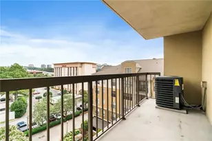 795 Hammond Dr, Atlanta, GA 30328 - Photo 19