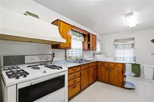 210 Aaron St NW, Atlanta, GA 30314 - Photo 5