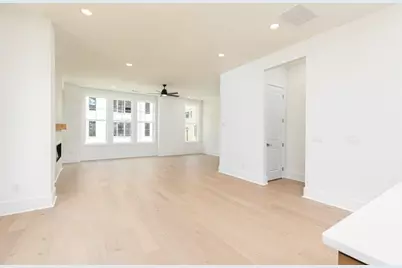 2255 Crestview Drive NE #43, Atlanta, GA 30319 - Photo 13