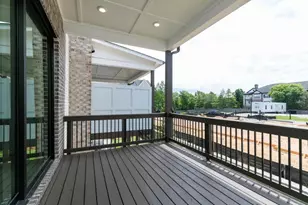2255 Crestview Dr NE, Atlanta, GA 30319 - Photo 11