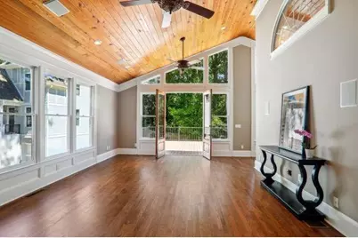 658 Timm Valley Road NE #1, Atlanta, GA 30305 - Photo 17