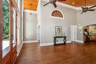 658 Timm Valley Rd NE, Atlanta, GA 30305 - Photo 15