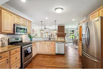 658 Timm Valley Road NE #1, Atlanta, GA 30305 - Photo 5