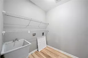 3560 Allee Elm Dr, Johns Creek, GA 30022 - Photo 49