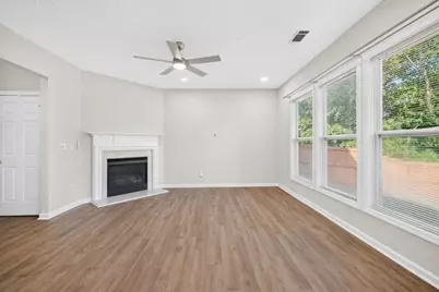 4379 Annlette Drive NW, Lawrenceville, GA 30044 - Photo 5