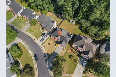 3884 Meandering Way SW, Lilburn, GA 30047 - Photo 5