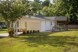 149 Kirby St, Summerville, GA 30747 - Photo 3