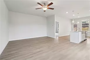 304 Abbotts Xing Cir, Conyers, GA 30094 - Photo 9