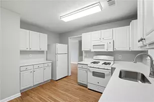 1255 Winthrope Chase Dr, Alpharetta, GA 30009 - Photo 17
