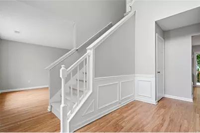 1255 Winthrope Chase Drive, Alpharetta, GA 30009 - Photo 5