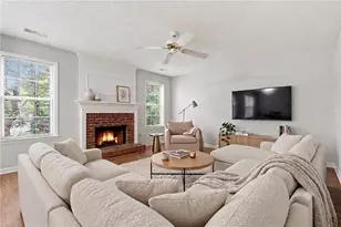 1255 Winthrope Chase Dr, Alpharetta, GA 30009 - Photo 7