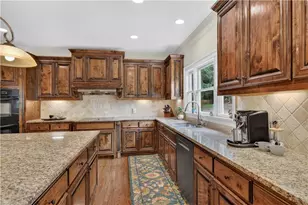 4219 Sierra Creek Dr, Hoschton, GA 30548 - Photo 9