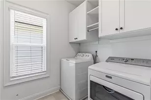 2358 Merrilee Ln SE, Atlanta, GA 30317 - Photo 15